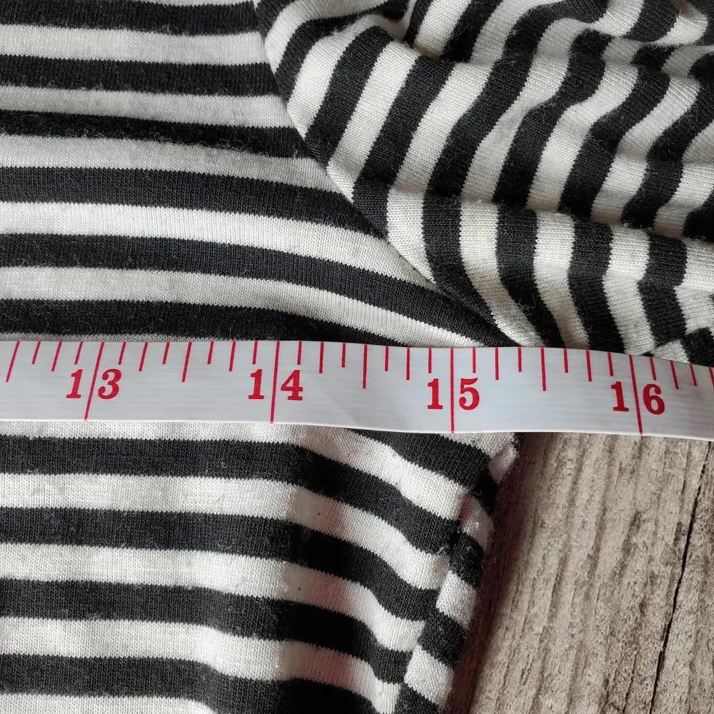 Xhilaration Black and White Striped 3/4 Sleeve Mini Dress Size Small EUC - Picture 3 of 14